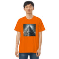 Camiseta justa com modelagem reta masculina